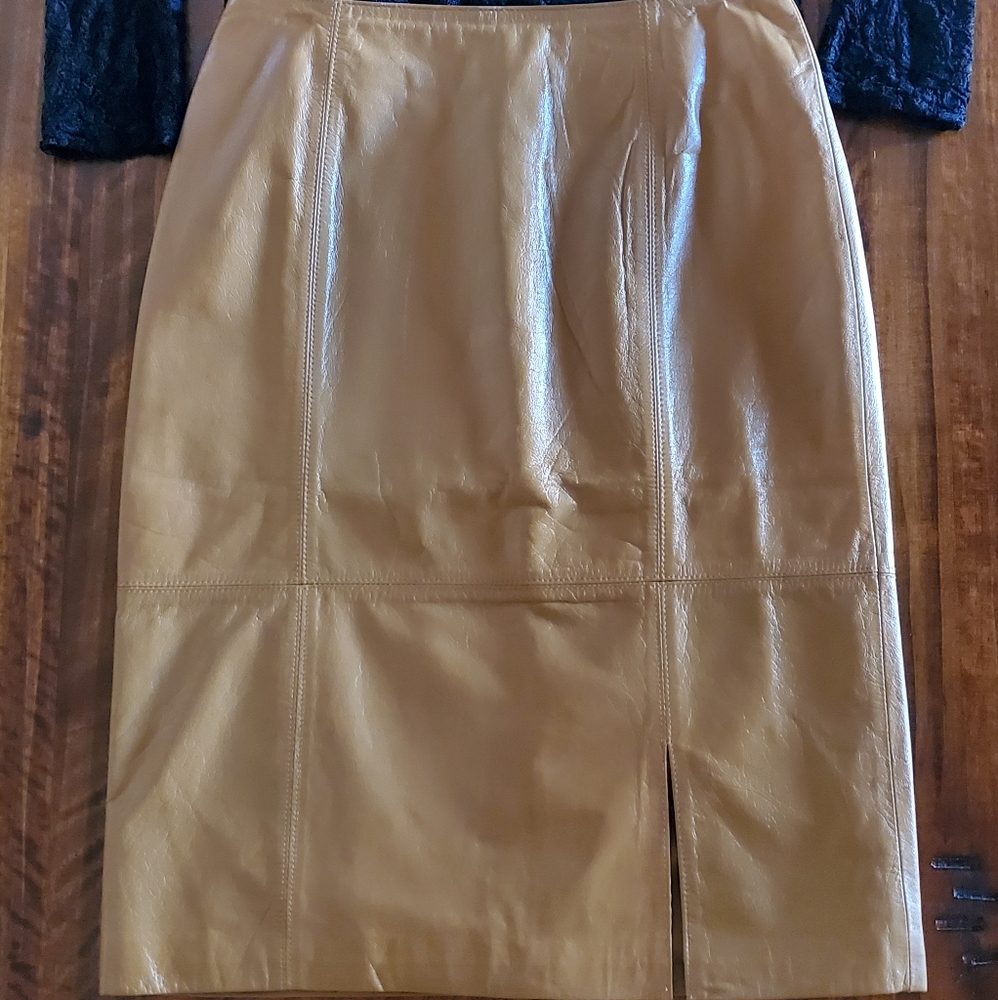 Loranzo Italy Leather Pencil Skirt - Picture 3 of 14
